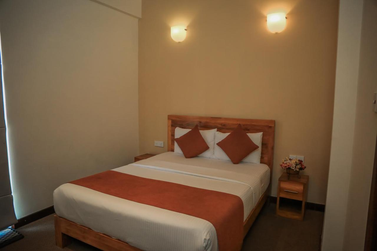 Emirates Luxury Apartments 努沃勒埃利耶 客房 照片